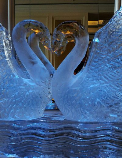 Wedding Ice Sculptures 013 Swans